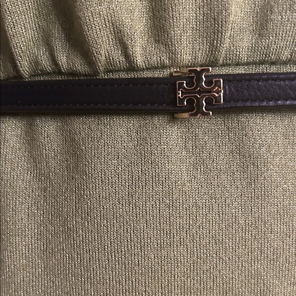 Lovers + Friends Green Asymmetrical Dress! We don’t do regular!! - Picture 9 of 12